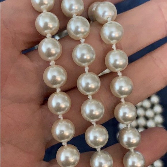 Necklace - Picture 2 of 2